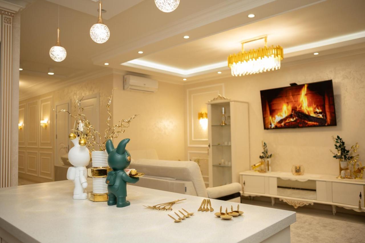 Center Candle Apartment Chisinau Eksteriør bilde