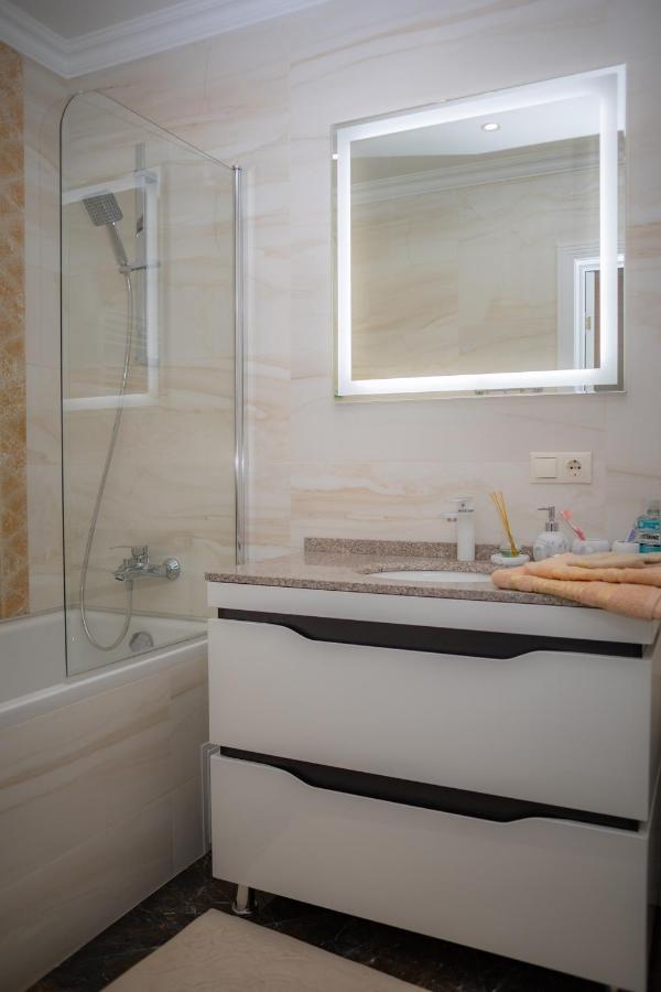 Center Candle Apartment Chisinau Eksteriør bilde