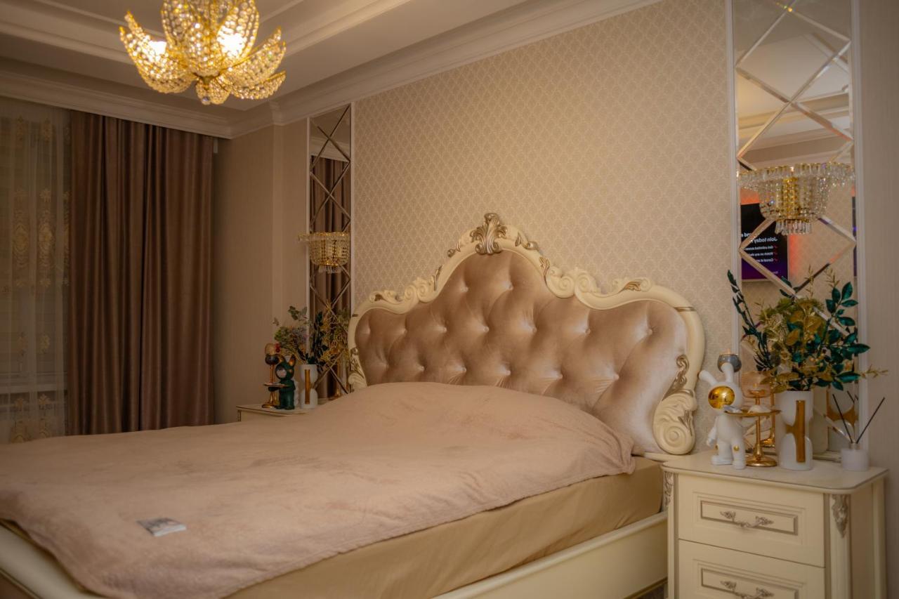 Center Candle Apartment Chisinau Eksteriør bilde